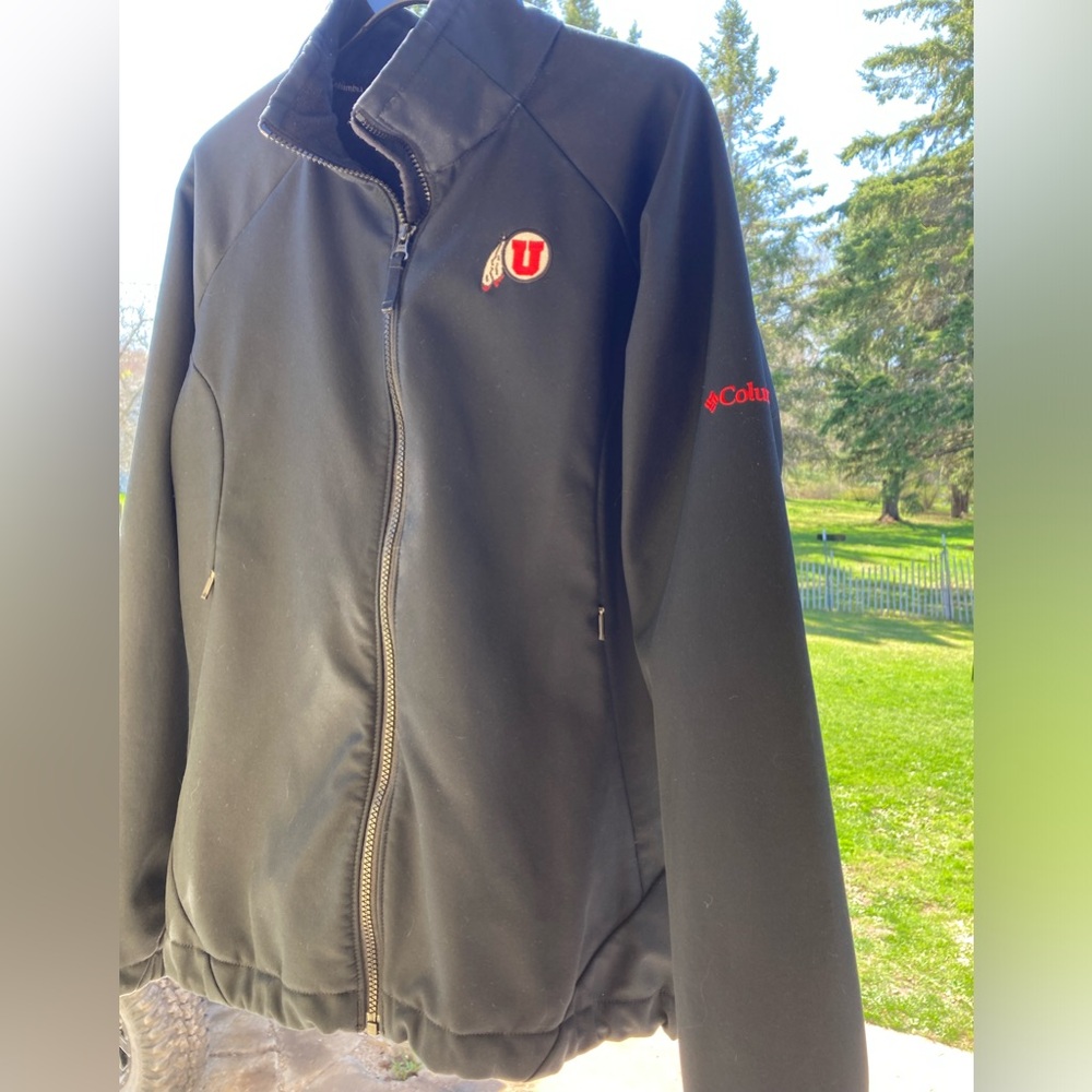 Women’s Columbia Utah Utes team logo jacket